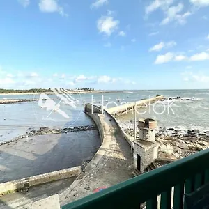  Appartement T3 Duplex Vue 180 Sur Le Port De Lomener